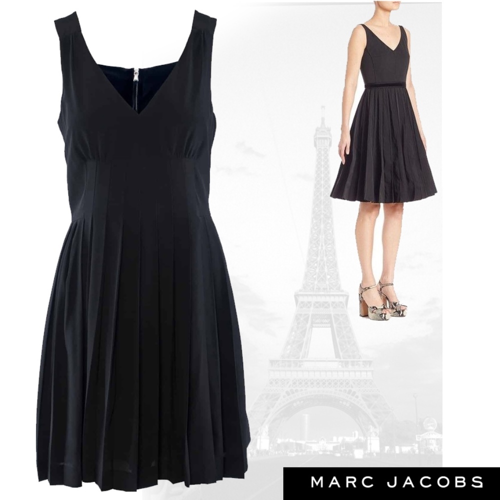 MARC JACOBS CLASSIC SLEEVELESS COCKTAIL DRESS NWT